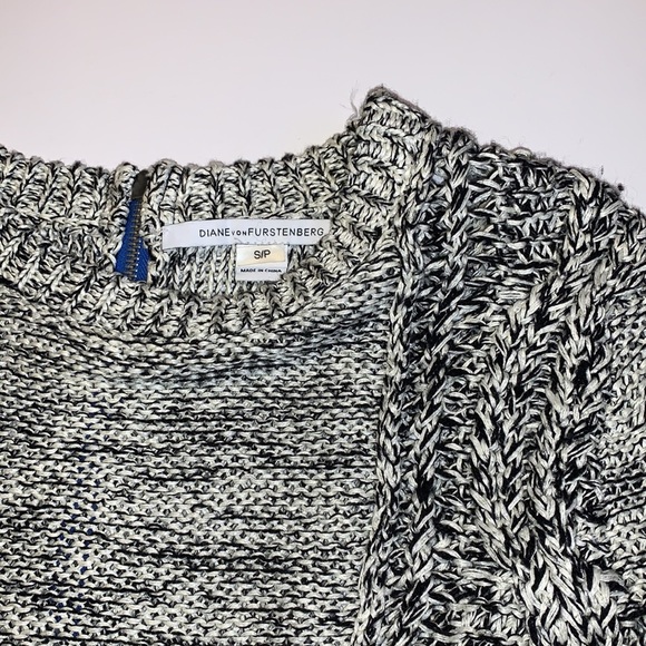 Diane Von Furstenberg Black and White Sweater - Women’s Size Small - Picture 6 of 7
